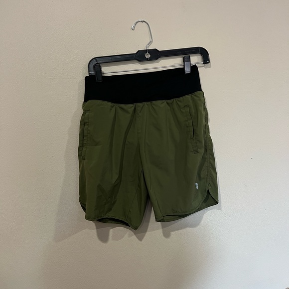 BaLeaf Women’s Running Shorts - Picture 1 of 6